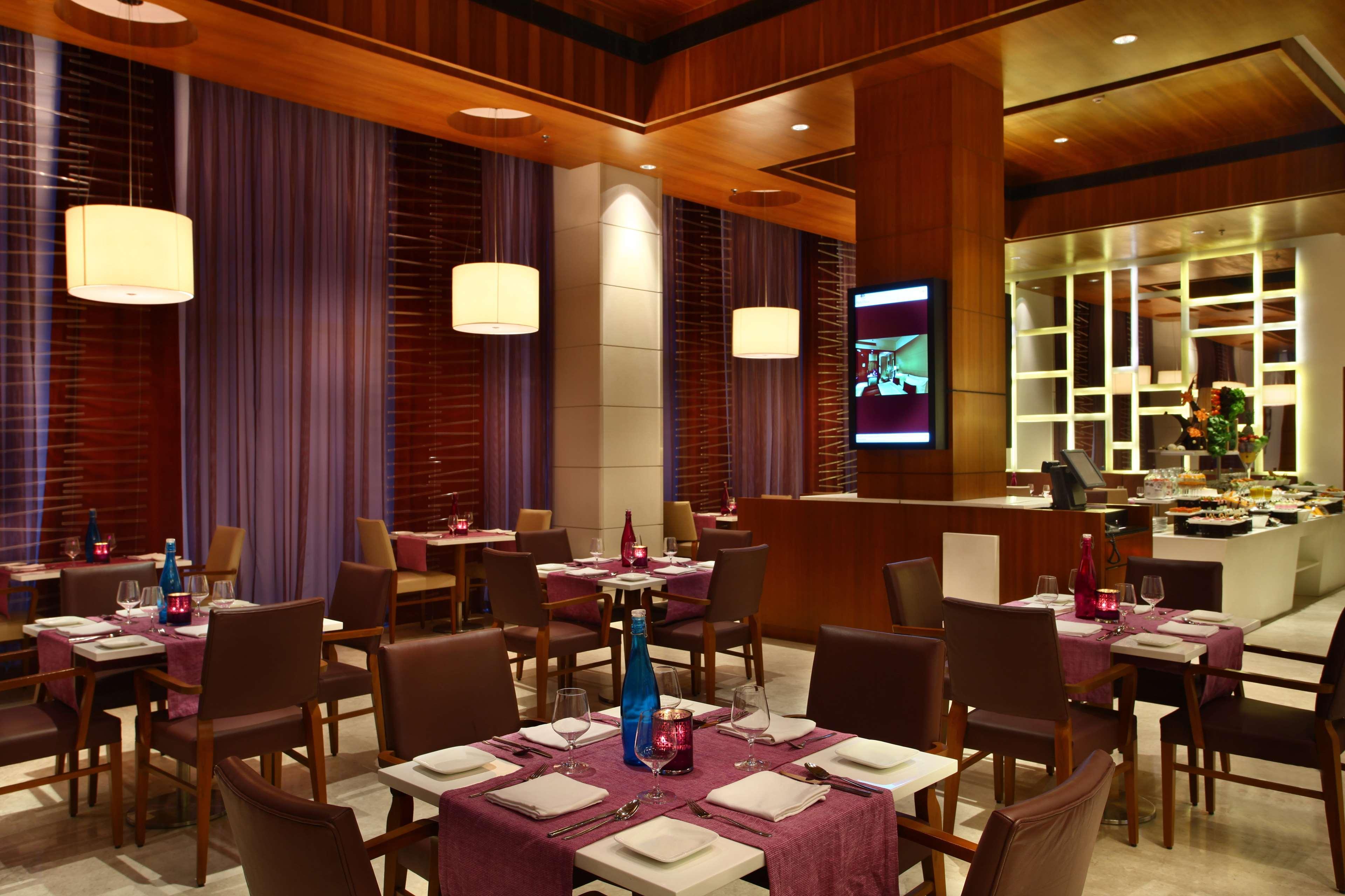Park Plaza Shahdara Hotell New Delhi Restaurant bilde